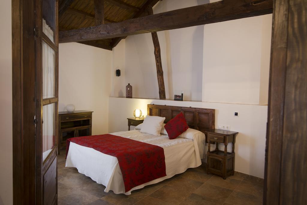 Casa Rural Casona La Beltraneja Белмонте Екстериор снимка