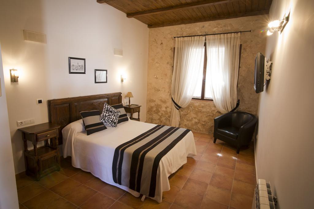 Casa Rural Casona La Beltraneja Белмонте Екстериор снимка